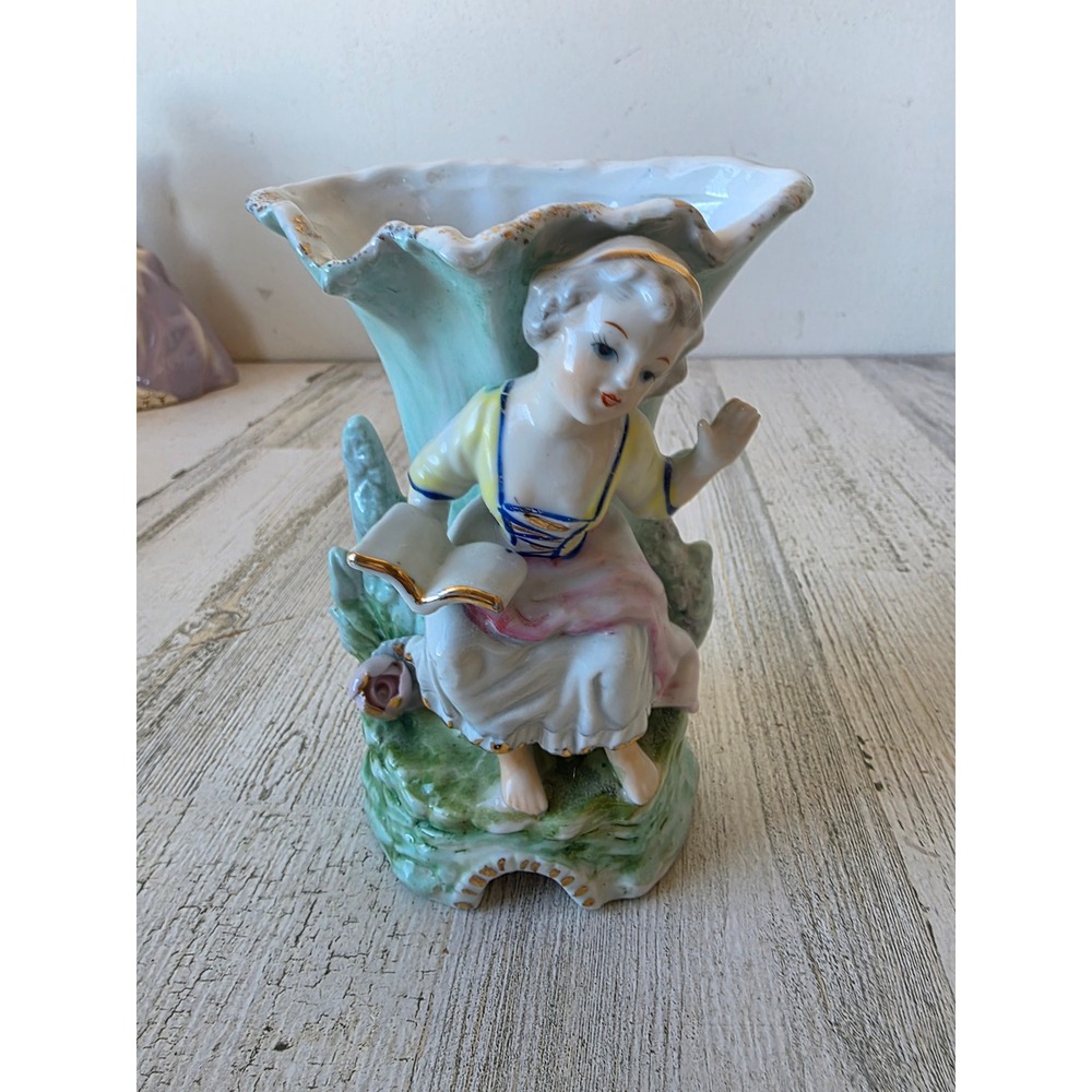 Vintage‎ ceramic planter vase girl Victoria gold book reading flowers decor